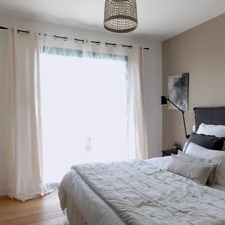 Pour 8 Avec Piscine Βίλα