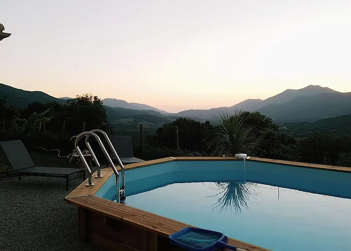 Pour 8 Avec Piscine Villa Compoli