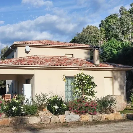 Pour 8 Avec Piscine Compoli