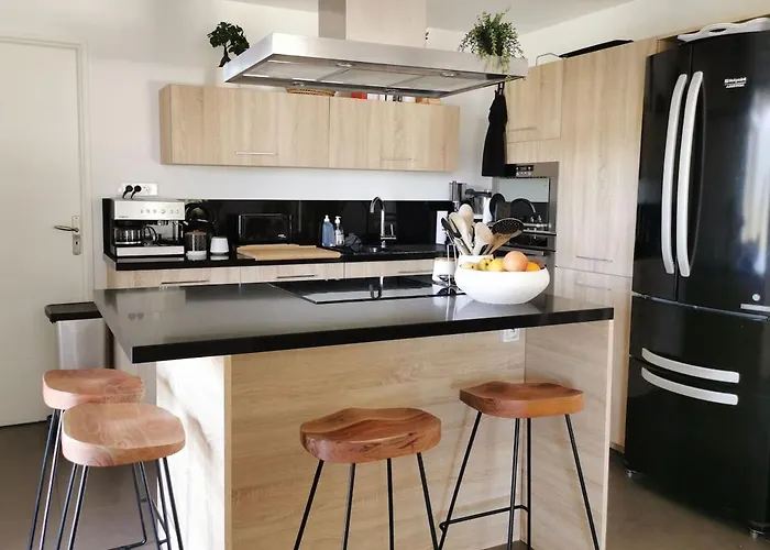 וילה Pour 8 Avec Piscine